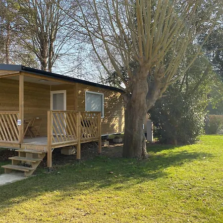 Campsite Paris Ile Du Roi Triel-sur-Seine